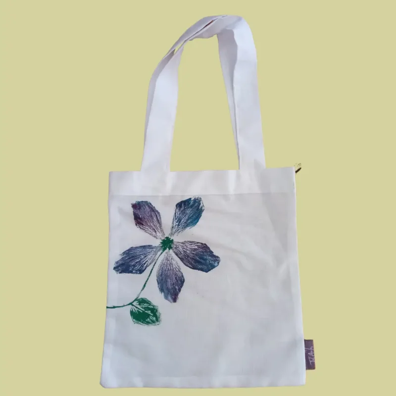 Tote bag de liencillo estampado artesanal - Flor morada