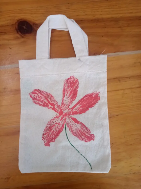 Bolsa pequeña de lienzo estampada - Flor roja